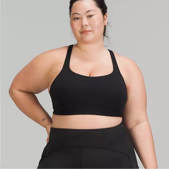 Lululemon All Powered Up Bra in black - Picture 5 of 5